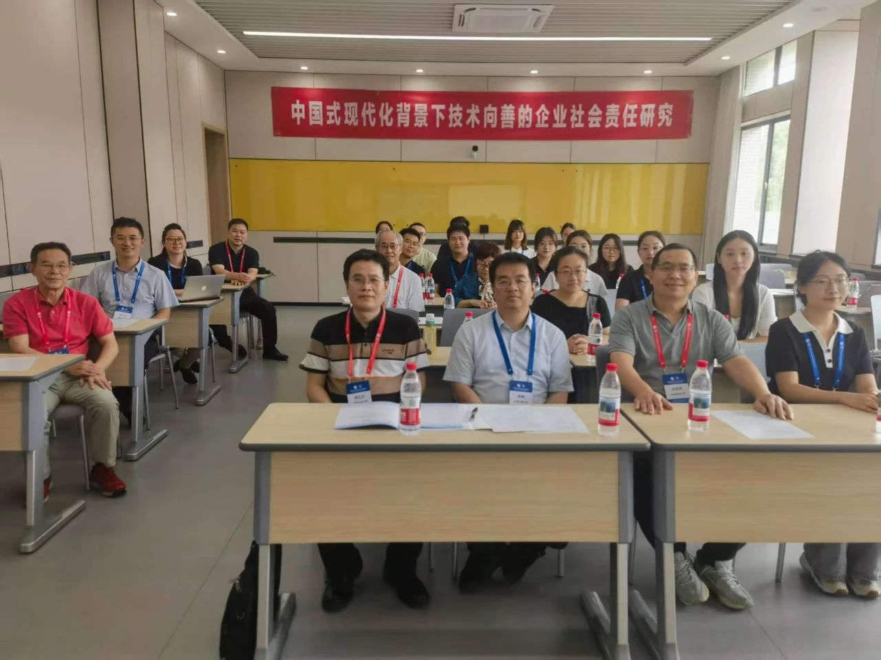 eac0668f18ee568ca10d42e911600409.jpg